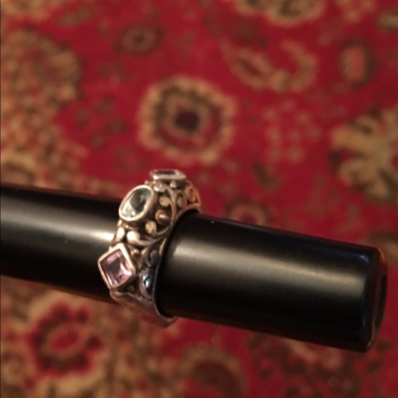 Stunning 925 sterling silver ring w/ gemstones!❤️ - Picture 3 of 4